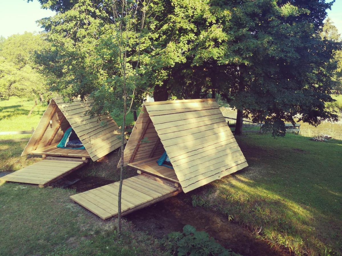 Kamp Na Otoku - Ljubno Ob Savinji Hotel Екстериор снимка