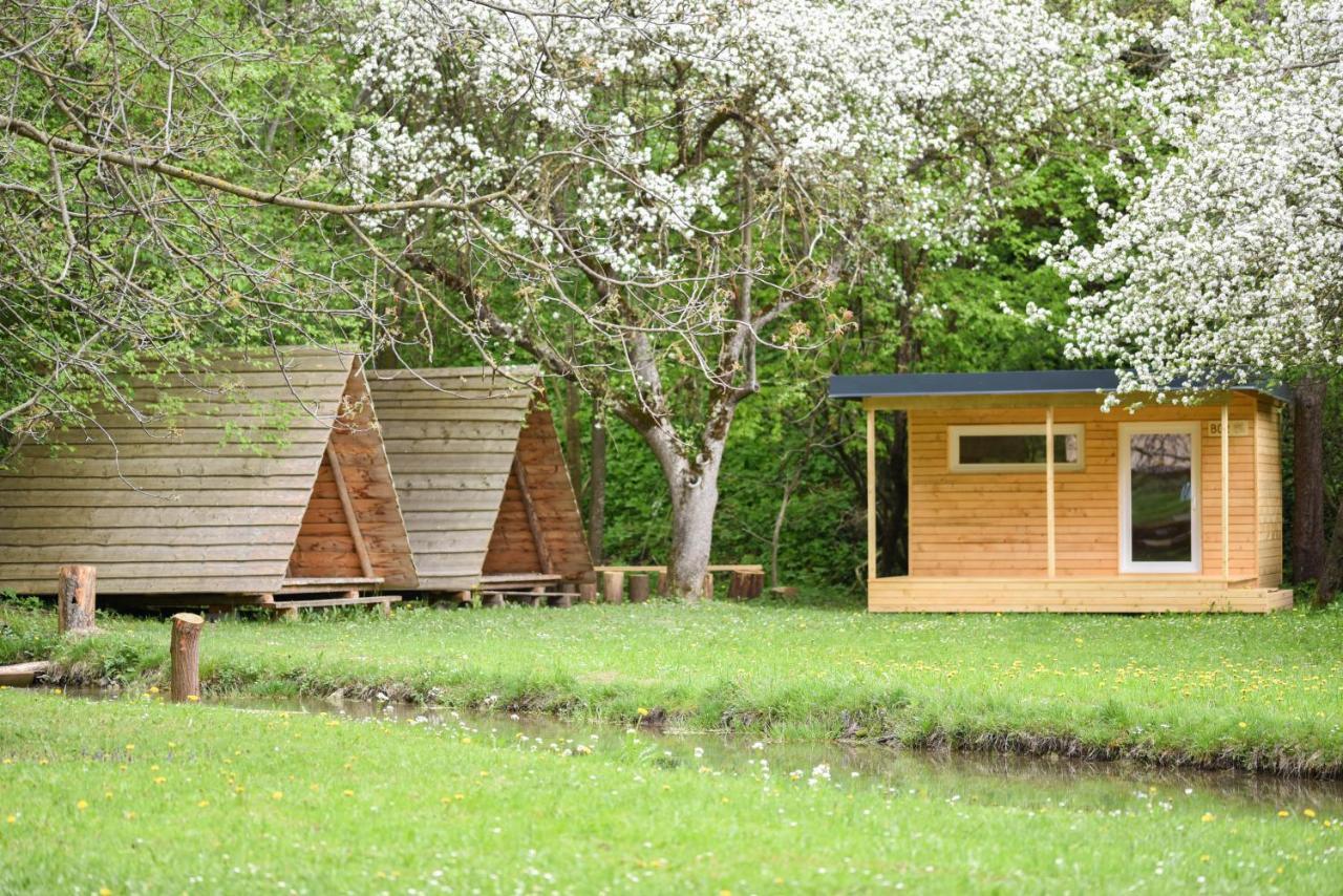 Kamp Na Otoku - Ljubno Ob Savinji Hotel Екстериор снимка