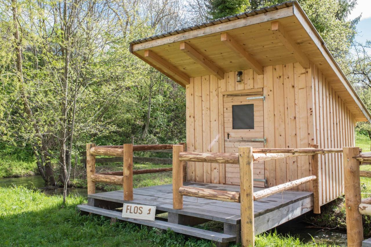 Kamp Na Otoku - Ljubno Ob Savinji Hotel Екстериор снимка