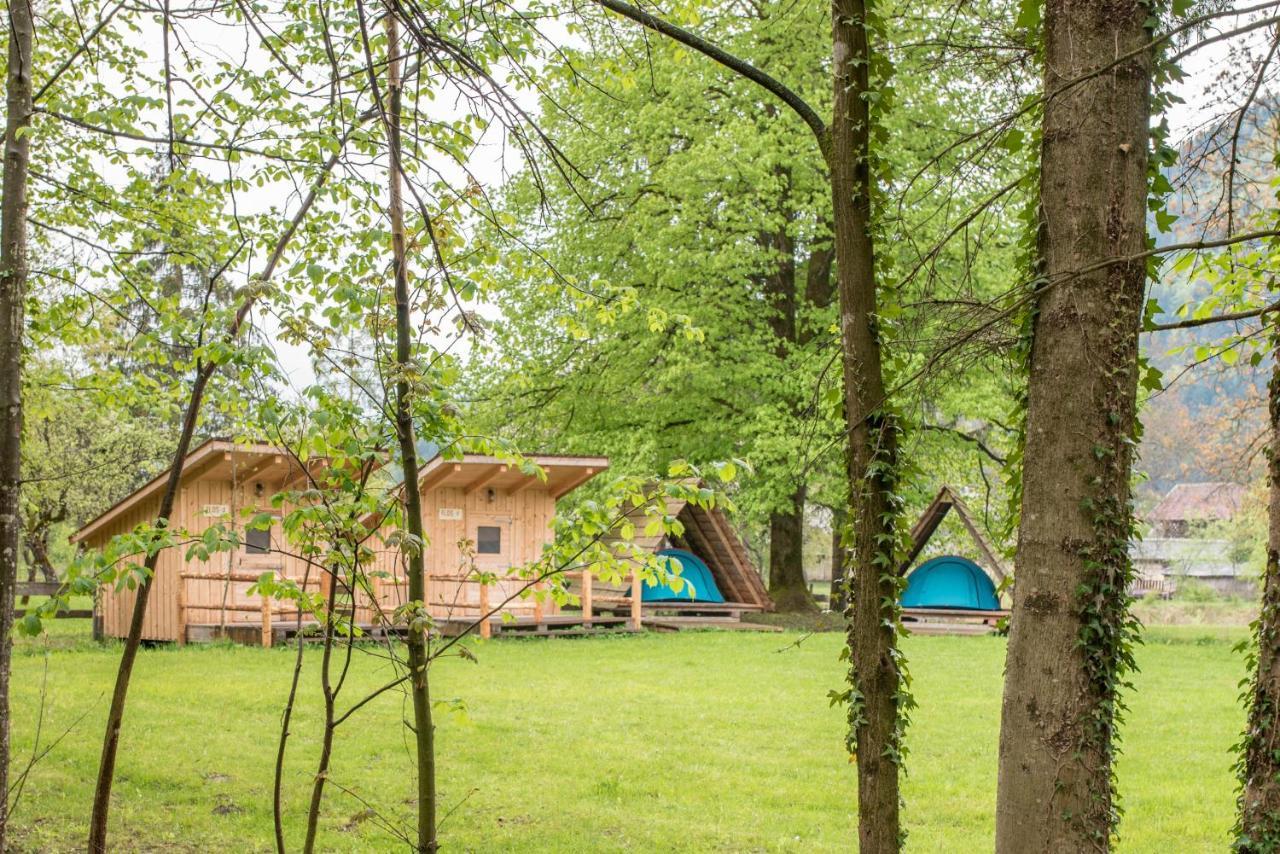 Kamp Na Otoku - Ljubno Ob Savinji Hotel Екстериор снимка
