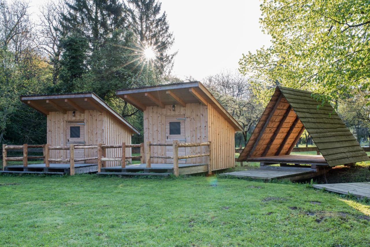 Kamp Na Otoku - Ljubno Ob Savinji Hotel Екстериор снимка