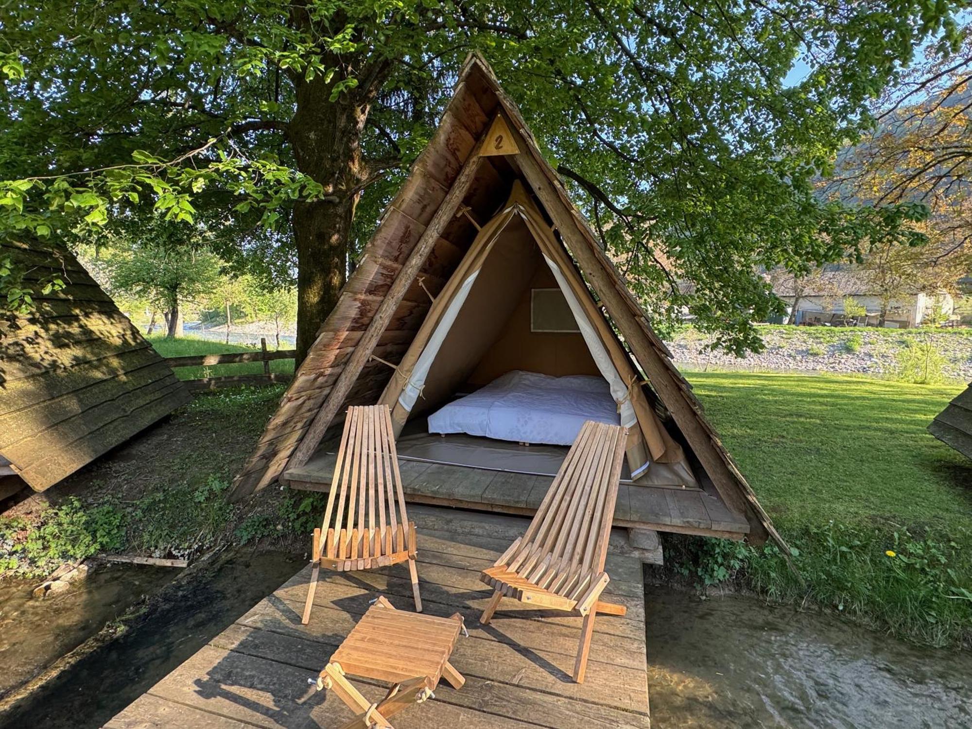 Kamp Na Otoku - Ljubno Ob Savinji Hotel Екстериор снимка
